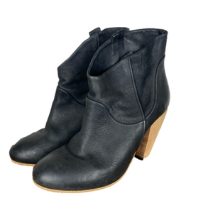 EL Black Italian Leather Ankle Booties size 38.5